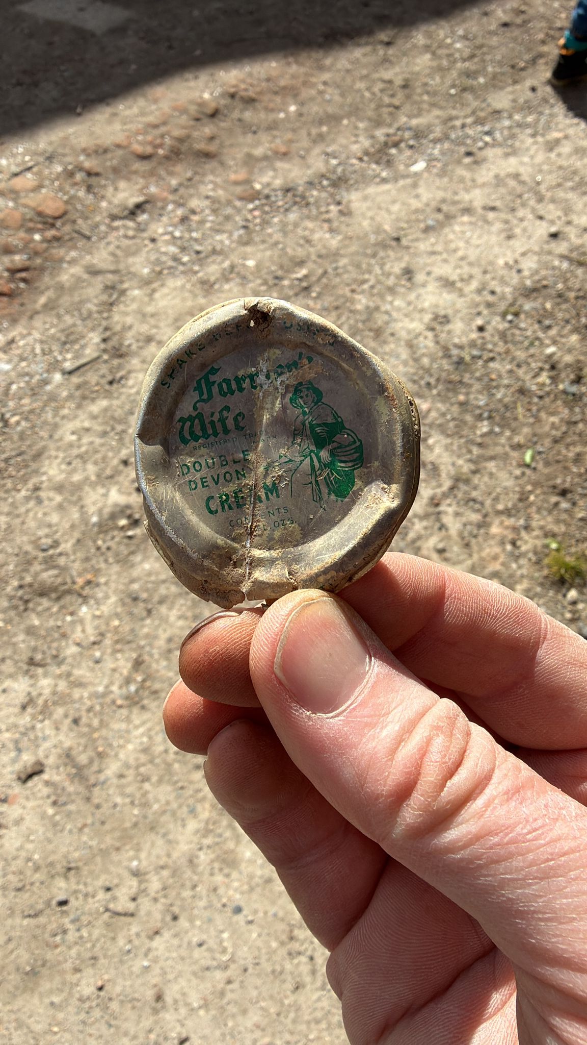 Farmer's Wife Double Devon Cream lid - JOMF's first find